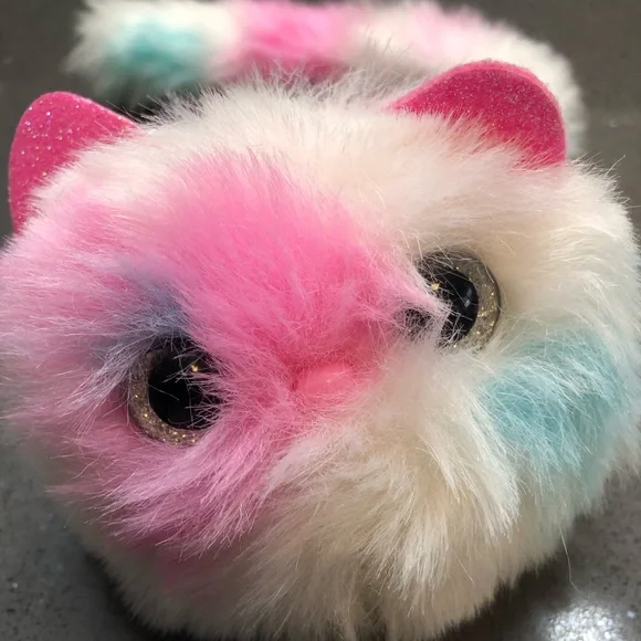 Pomsies 9" Pom Pom pet Interactive tie Dye Stuffed Wearable Plush Cat - Picture 3 of 5